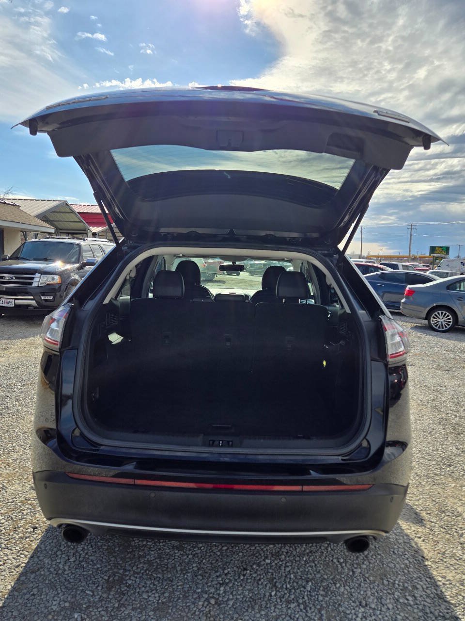 Used 2016 Ford Edge SEL w/ Equipment Group 201A FWD image 13