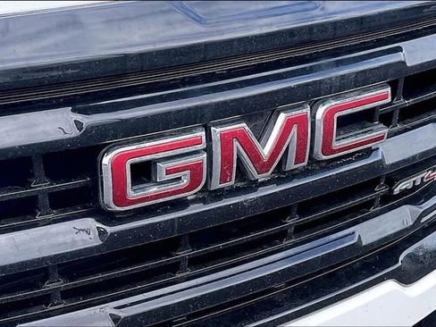 Used 2023 GMC Terrain AT4 image 29