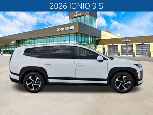 New 2026 Hyundai Ioniq 9 S image 4