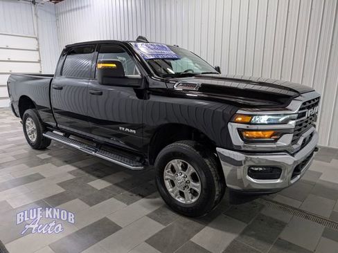 Used 2026 RAM 2500 Big Horn AWD/4WD image 6