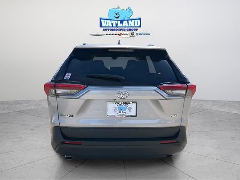 Used 2024 Toyota RAV4 XLE w/ Convenience Package image 11