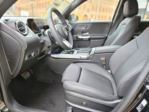 New 2026 Mercedes-Benz GLB 250 4MATIC image 16