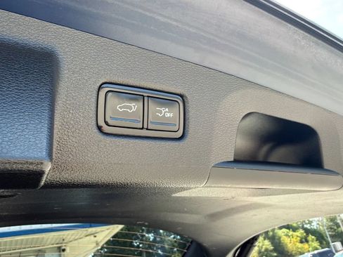Used 2025 Kia Telluride S AWD/4WD image 13