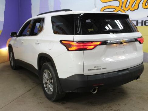 Used 2023 Chevrolet Traverse LT AWD/4WD image 5