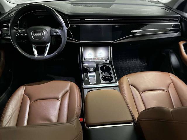 Used 2023 Audi Q8 Premium AWD/4WD image 19