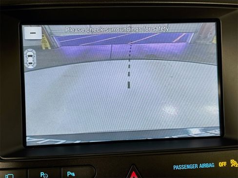 Used 2017 Ford Explorer Platinum image 32