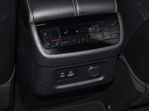 Used 2024 INFINITI QX60 Luxe AWD/4WD image 12