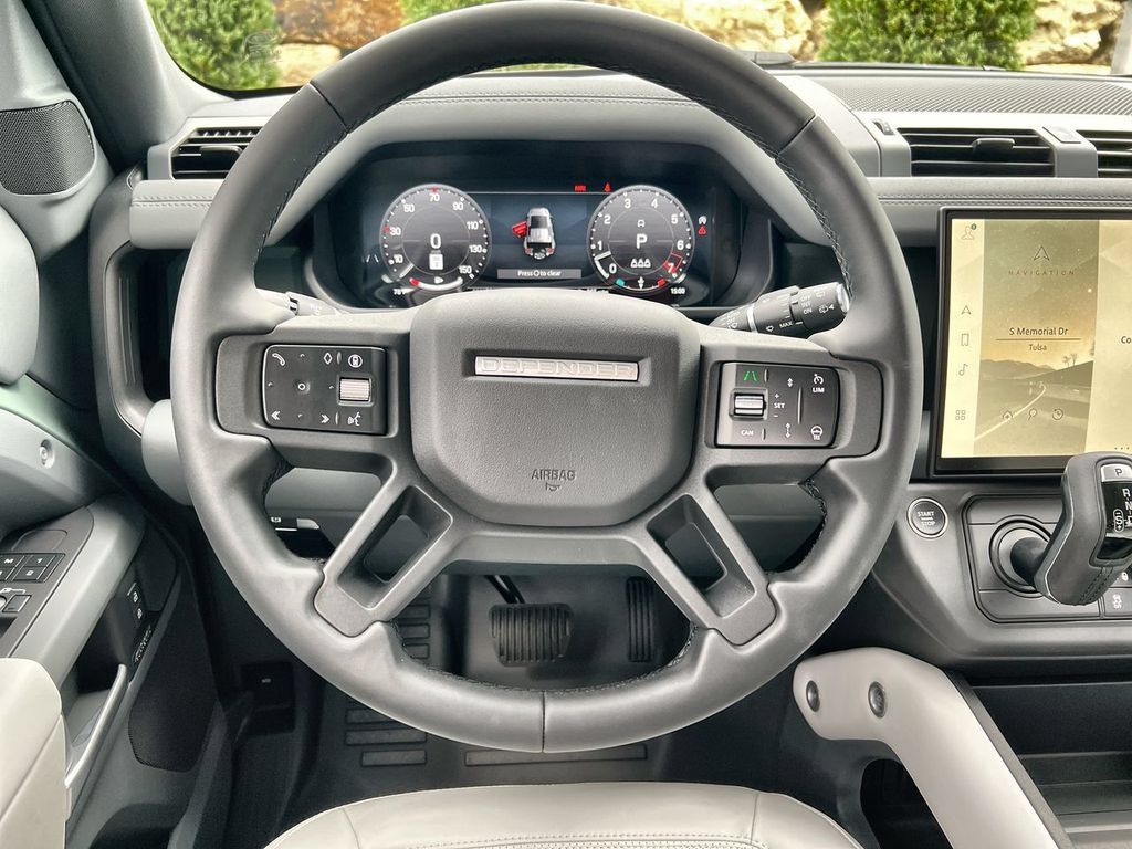 New 2026 Land Rover Defender 110 AWD/4WD image 22