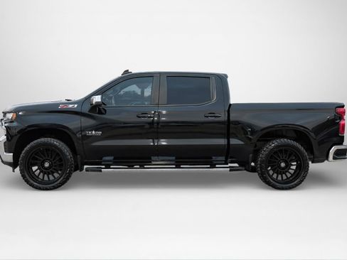 Used 2021 Chevrolet Silverado 1500 LT w/ Diesel Off-Road Package image 9