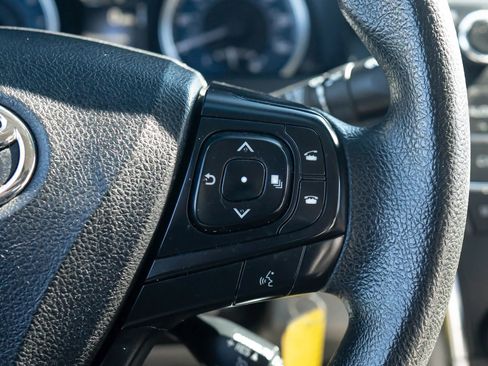 Used 2016 Toyota Camry LE image 36