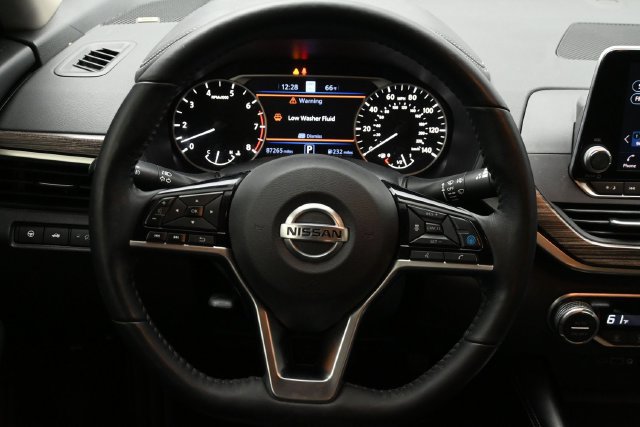 Used 2020 Nissan Altima 2.5 Platinum FWD image 26