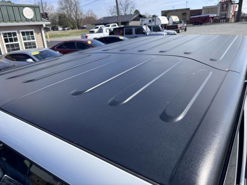 Used 2016 Jeep Wrangler Unlimited Sport w/ Connectivity Group image 20