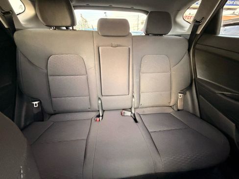 Used 2019 Hyundai Tucson SE image 19