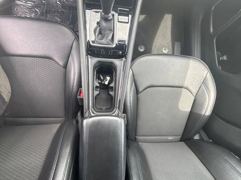 Used 2024 Jeep Compass Latitude AWD/4WD image 16