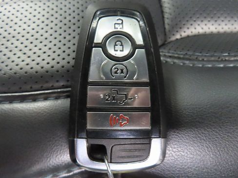 Used 2025 Ford F450 Platinum image 78