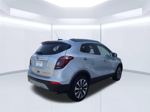 Used 2021 Buick Encore Preferred FWD image 5
