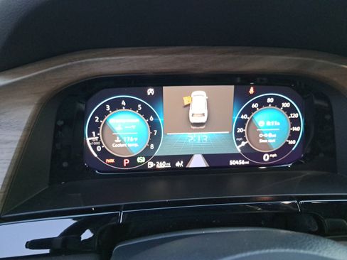 Certified 2024 Volkswagen Atlas SE image 18