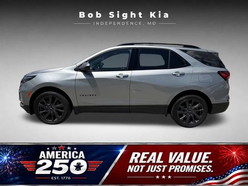 Used 2023 Chevrolet Equinox RS AWD/4WD image 6