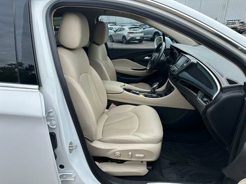 Used 2018 Buick Envision Essence AWD/4WD image 24