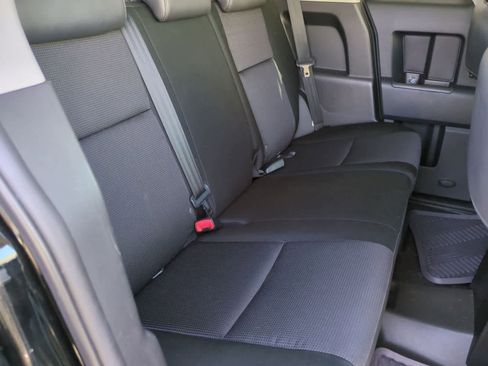 Used 2010 Toyota FJ Cruiser 4WD image 21