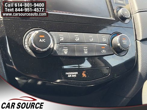Used 2018 Nissan Rogue S FWD image 21