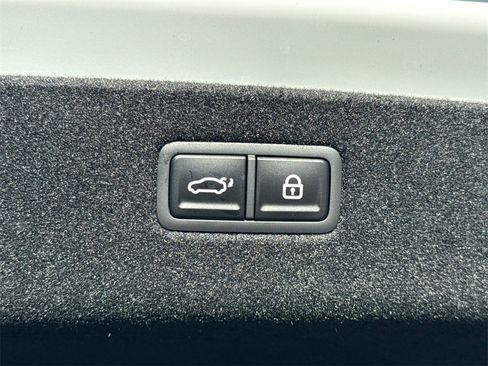 New 2026 Genesis G90 3.5T image 19