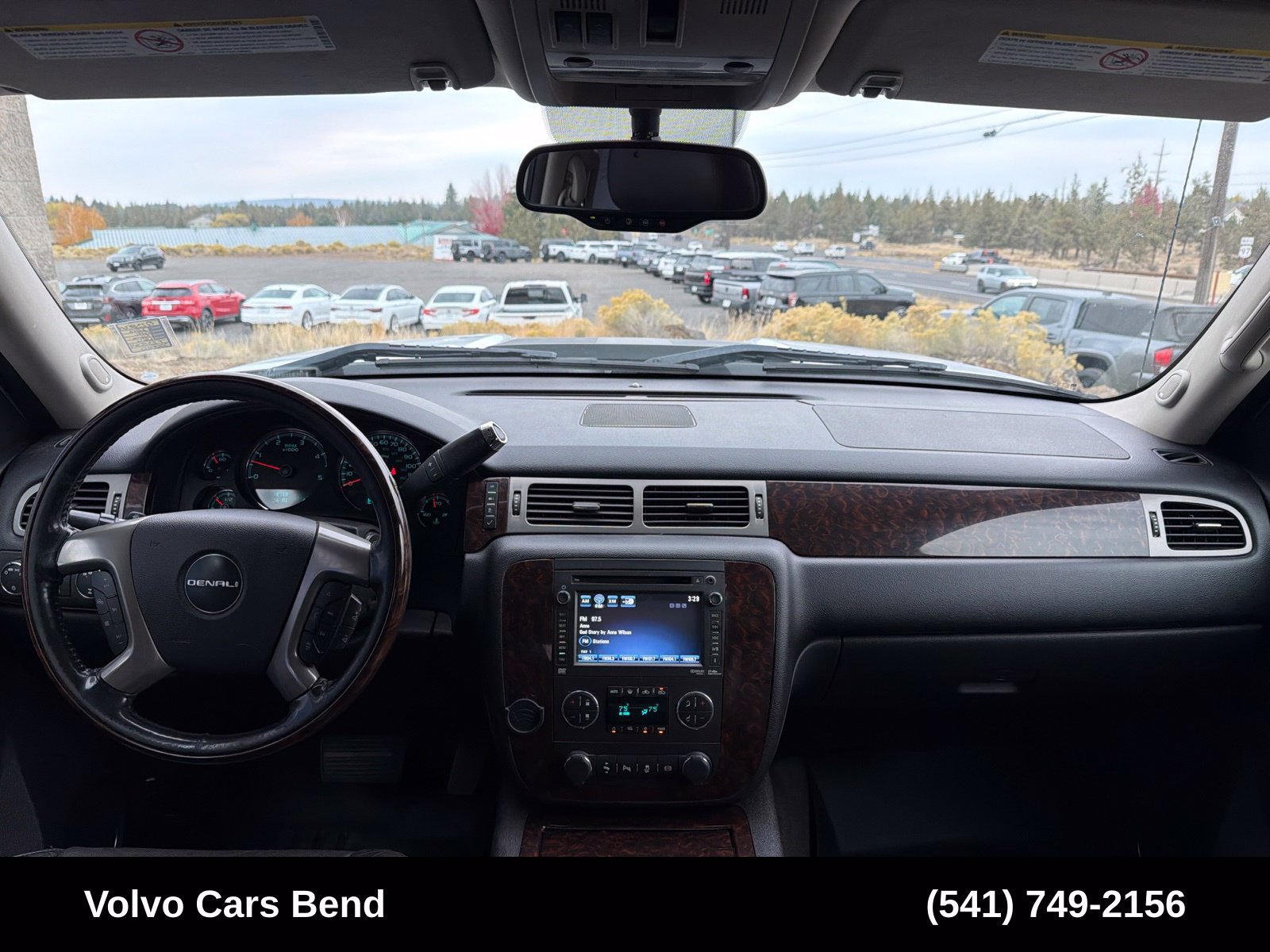 Used 2013 GMC Sierra 3500 Denali w/ Suspension Package, Off-Road AWD/4WD image 10