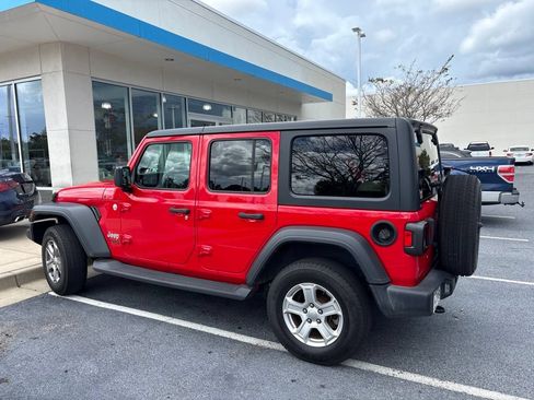 Used 2020 Jeep Wrangler Unlimited Sport S AWD/4WD image 2