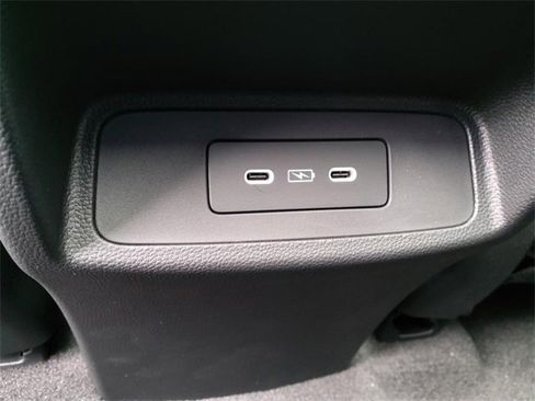 Used 2025 Acura RDX A-Spec image 11