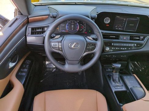 Certified 2022 Lexus ES 350 w/ Premium Package image 15