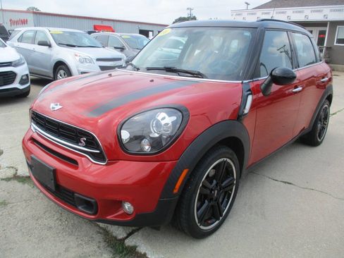 Used 2016 MINI Cooper Countryman S FWD image 2