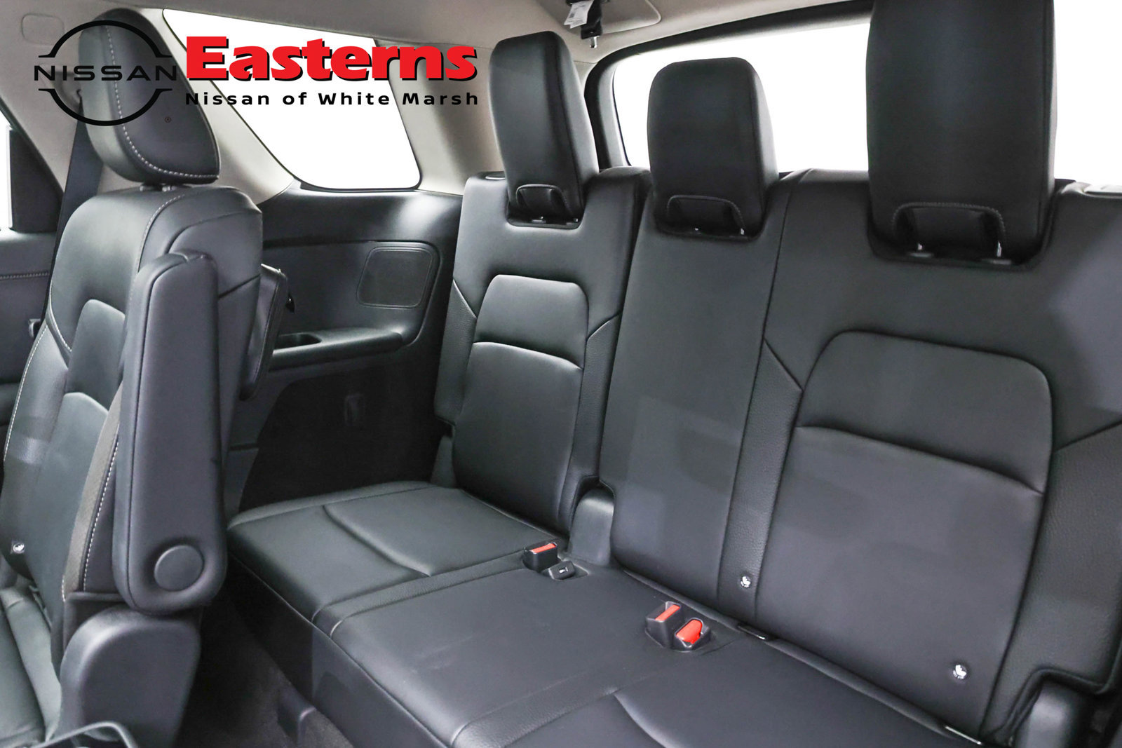 Used 2024 Nissan Pathfinder SL AWD/4WD image 99