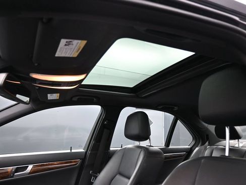 Used 2013 Mercedes-Benz C 300 4MATIC Sedan image 10