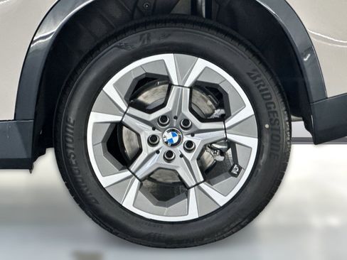 New 2026 BMW X1 xDrive28i w/ Technology Package image 11