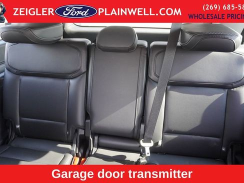 Used 2025 Ford Expedition Max Platinum image 16