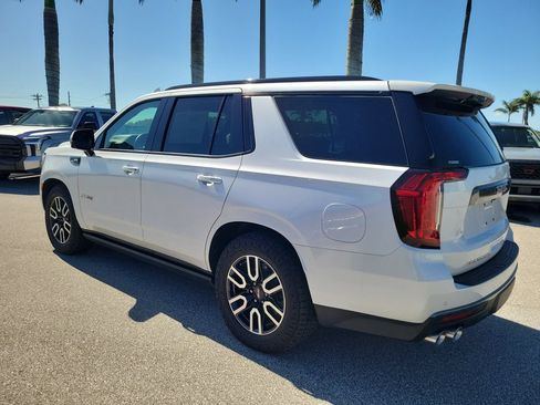 Used 2023 GMC Yukon AT4 w/ AT4 Premium Plus Package AWD/4WD image 4