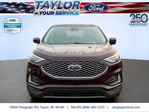 Certified 2024 Ford Edge SEL w/ Convenience Package AWD/4WD image 3