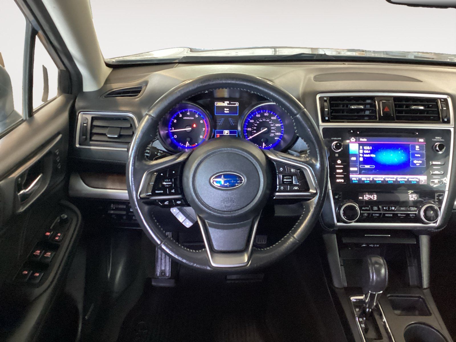 Used 2019 Subaru Outback 2.5i Limited w/ Popular Package #2 AWD/4WD image 12