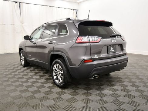 Used 2021 Jeep Cherokee Latitude Lux FWD image 5