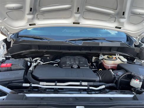 Used 2022 Chevrolet Silverado 1500 Custom w/ LPO, Blackout Package image 12