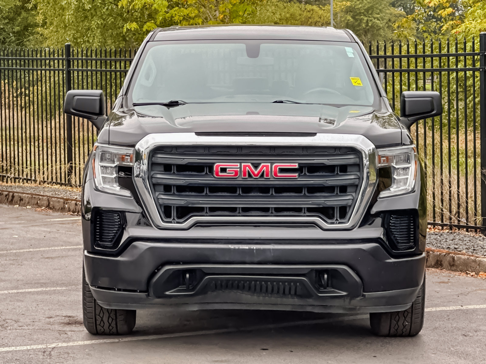 Used 2021 GMC Sierra 1500 4x4 Crew Cab w/ Sierra Value Package image 8