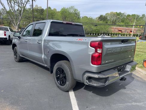 Used 2025 Chevrolet Silverado 1500 LT image 7