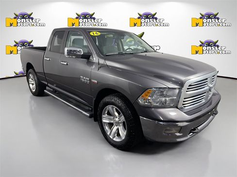 Used 2016 RAM 1500 Big Horn image 3