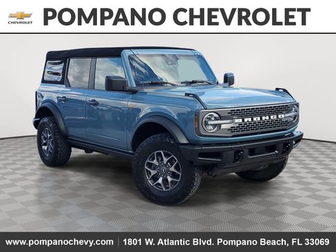 Used 2023 Ford Bronco Badlands image 1