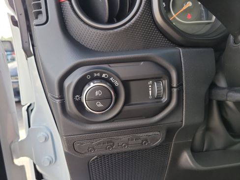 New 2026 Jeep Gladiator Rubicon AWD/4WD image 21