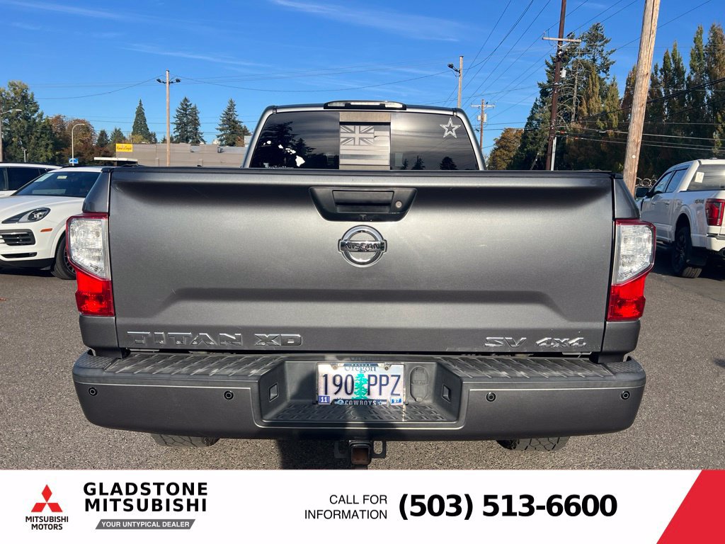 Used 2017 Nissan Titan SV AWD/4WD image 7