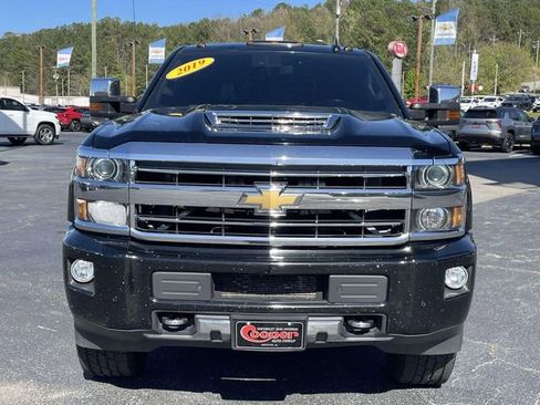 Used 2019 Chevrolet Silverado 2500 High Country w/ Duramax Plus Package AWD/4WD image 7