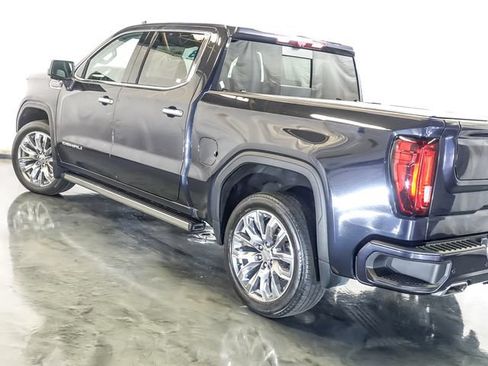 Certified 2023 GMC Sierra 1500 Denali w/ Denali Reserve Package AWD/4WD image 11