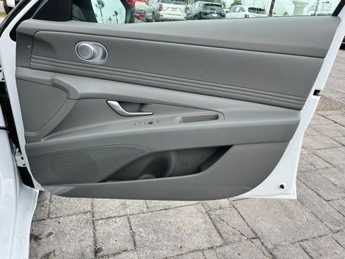 New 2026 Hyundai Elantra SEL Sport Premium FWD image 23