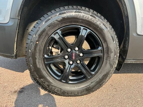 Used 2021 GMC Acadia AT4 w/ GMC Pro Grade Package AWD/4WD image 41